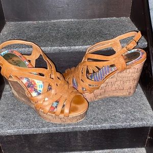 Madden girl wedges